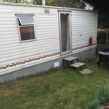 Mobilni Dum Venda アパート